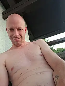 Show modela SvenPfeifer1987 na web-kameri
