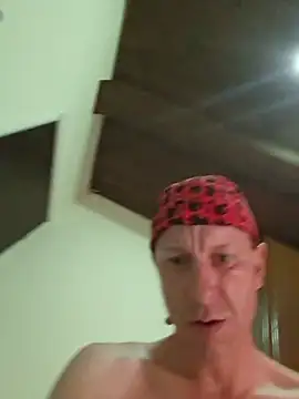 Pokazy przed kamerką – SvenPfeifer1987