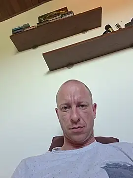 Show modela SvenPfeifer1987 na web-kameri