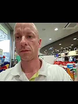 Show modela SvenPfeifer1987 na web-kameri