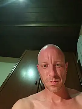 Show modela SvenPfeifer1987 na web-kameri