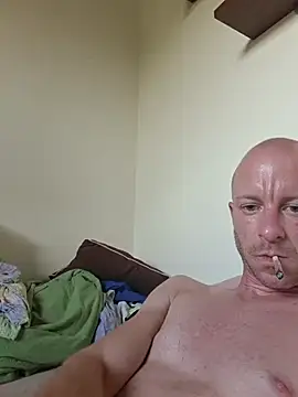 SvenPfeifer1987 Show in webcam