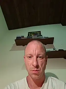 Show modela SvenPfeifer1987 na web-kameri