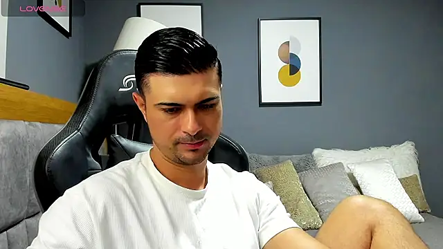 Dante_Storm Show Webcam