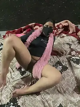 Show modela fuck_in25 na web-kameri