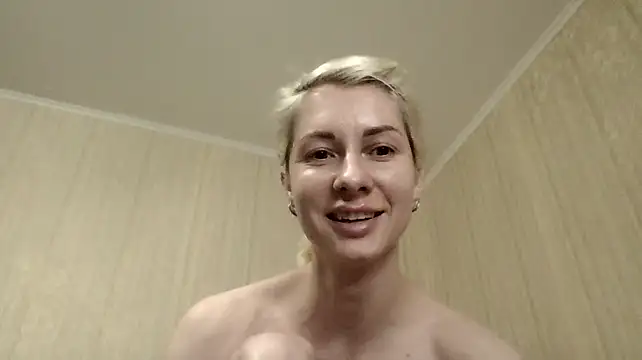 BlondieOnline_ Webcam-Show