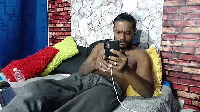 BladeFoxxx1 Show in webcam