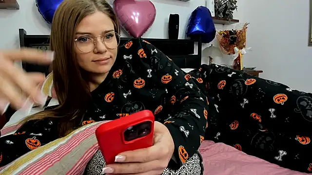 SweetSinme's Webcam Show