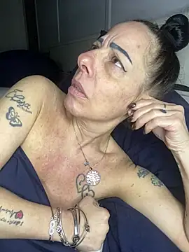 Show de Ginevra_75 na webcam