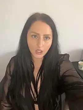 XXX chat uživo modela Gya__Lovely