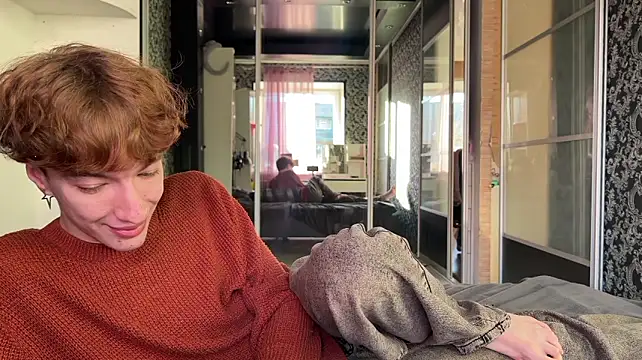 vogueslay 在線直播表演