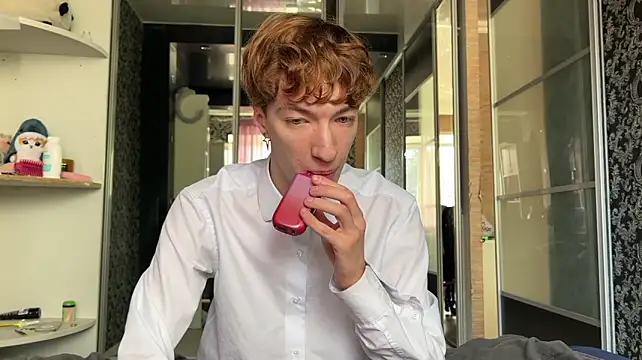 vogueslay's Webcam Show
