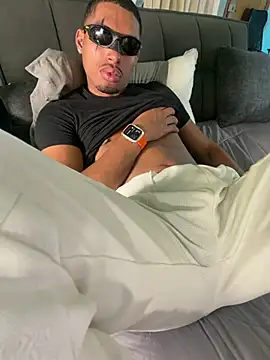 LiamByrne Show in webcam