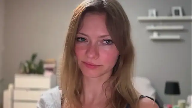 MillieShow's Webcam Show