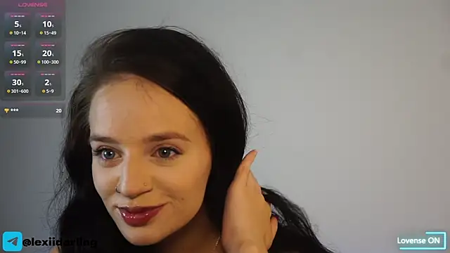 Živý XXX chat LexiiDarling