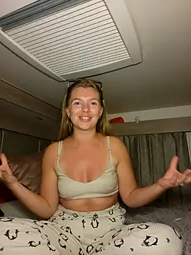 VanLifeVixen Webcam Show