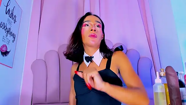 NicoleMadrird Adlı Modelin Web Kamerası Şovu