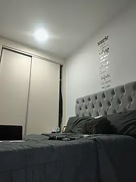 Alyssa_76 실시간 채팅방