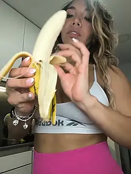 Alyssa_76's Webcam Show