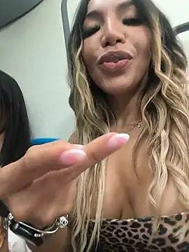 Show modela Alyssa_76 na web-kameri