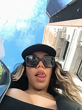 I_amAly's Webcam Show