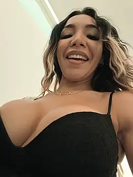I_amAly Show in webcam