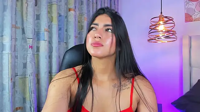 Quiinn_bx's Live XXX Chat