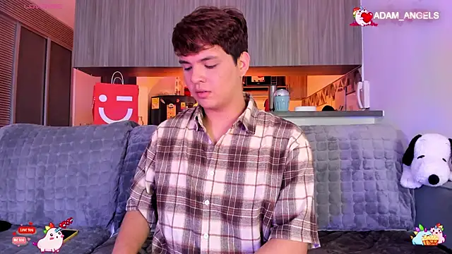 adam_angelssss' Webcam Show