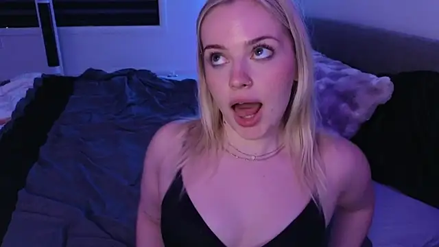 margot_robbie7's Webcam Show