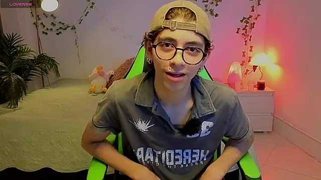 Matty_Sparkk – webcam-show