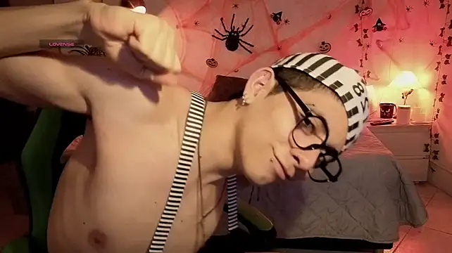 Pokazy przed kamerką – Matty_Sparkk