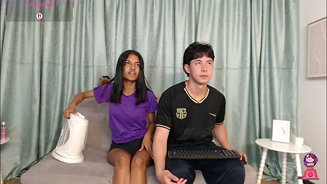 הופעת וובקאם של YuliethPetite