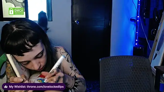 Show de lovelockedlips na webcam