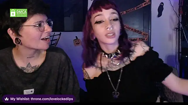 Show modela lovelockedlips na web-kameri