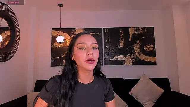در دشة AmaliaCrus الجنسية المباشرة