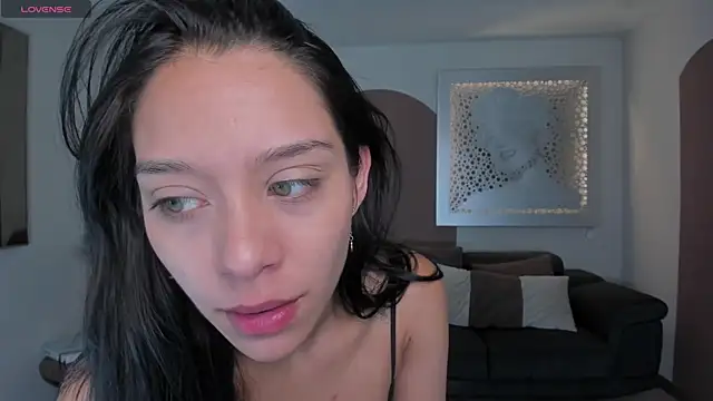 AmaliaCrus' Live XXX Chat