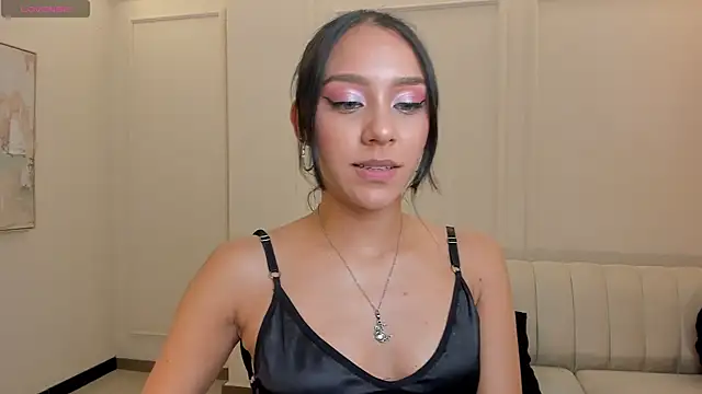 AmaliaCrus' Live XXX Chat