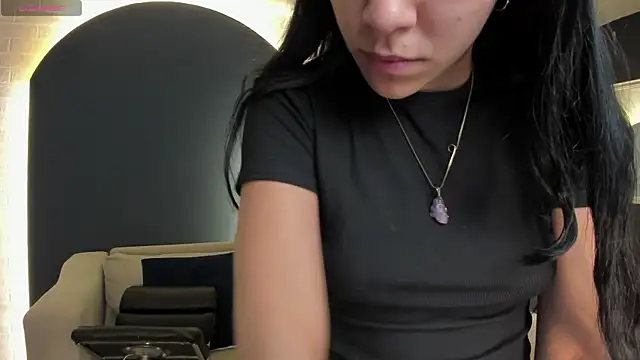 AmaliaCrus' Live XXX Chat