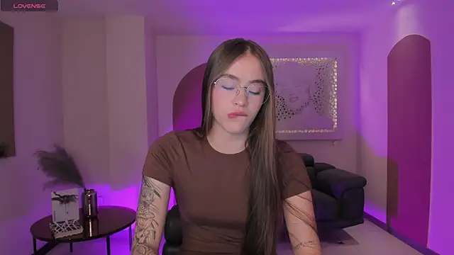 MaiaCollins' Live XXX Chat