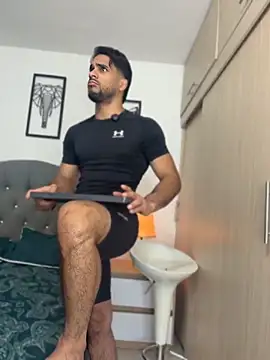 Pokazy przed kamerką – Maximiliano_ford