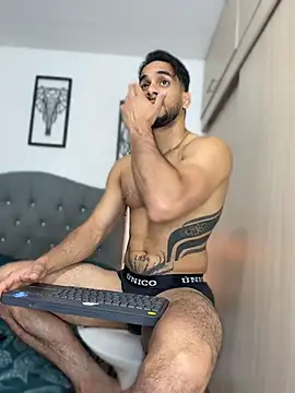 Pokazy przed kamerką – Maximiliano_ford