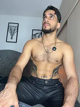 Maximiliano_ford's Webcam Show