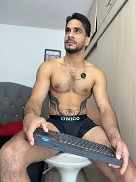 Maximiliano_fordのウェブカメラショー