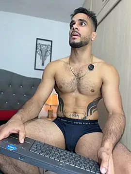 Maximiliano_ford Adlı Modelin Web Kamerası Şovu