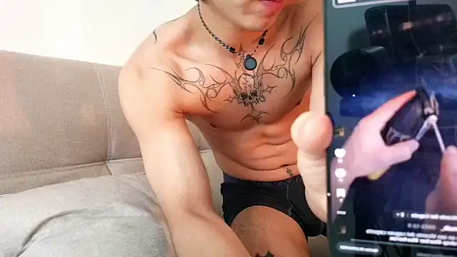 Webkamerová show Mao_mdn