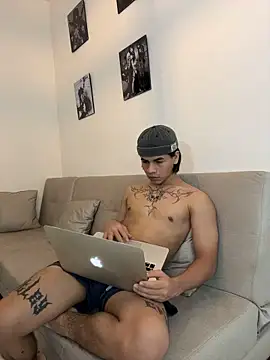 Mao_mdn Show in webcam