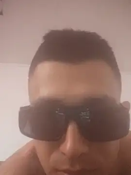 Yeisonfeli's Webcam Show