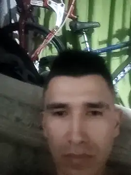 Yeisonfelin Webbikameraesitys