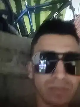 Webkamerová show Yeisonfeli