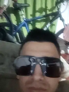 Yeisonfeli Show in webcam